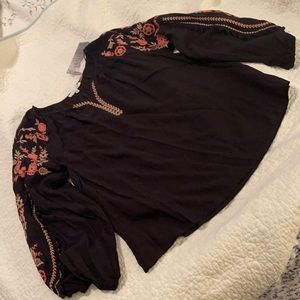 Boho style women’s embroidered top NWT